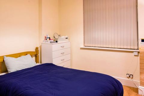 4 bedroom house to rent, 51 Lace Street, Nottingham, NG7 2JG, United Kingdom (Dunkirk)