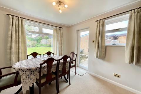 12 Field Close, Blythe Bridge, Stoke-on-trent, ST11 9LD