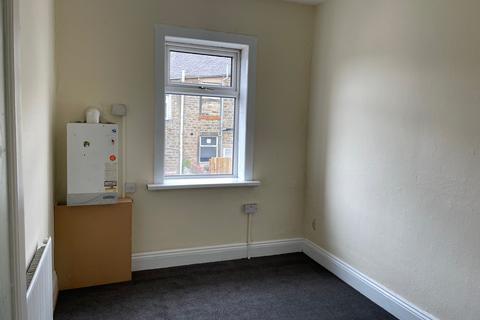 3 bedroom terraced house to rent, Colne Lane, Colne BB8