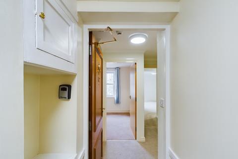 2 bedroom flat for sale, 102 Wordsworth Court, CA13