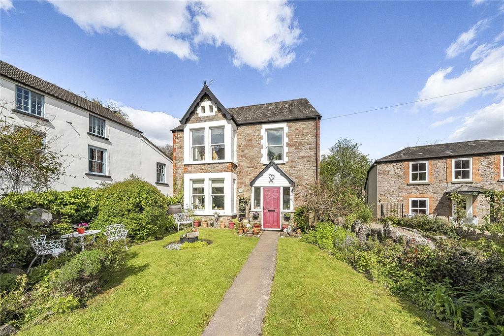 Brockweir, Chepstow, Gloucestershire... 4 bed detached house for sale