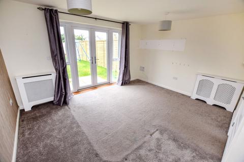 2 bedroom semi-detached house to rent, Bearwood Road, Stanford-Le-Hope, SS17