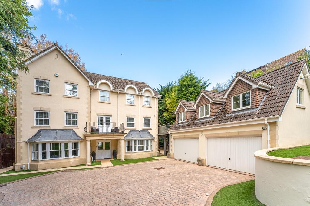 Nore Road, Portishead, Bristol... 7 bed detached house for sale £