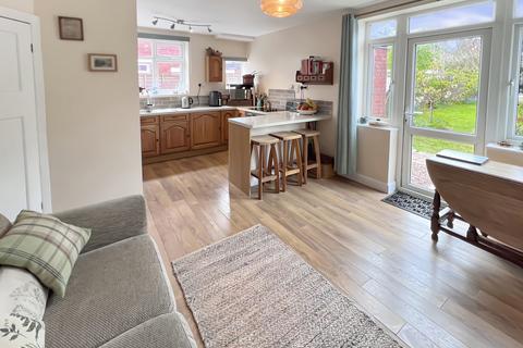 15 Aldermans Green Road, Coventry, CV2 1PS