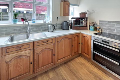 15 Aldermans Green Road, Coventry, CV2 1PS