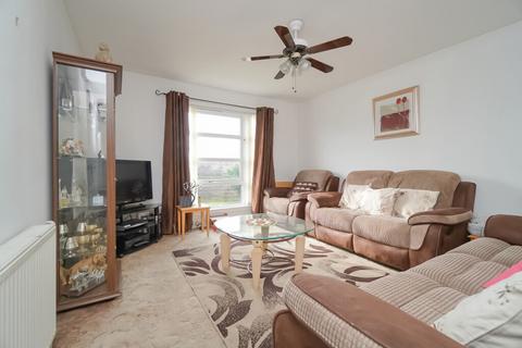 3 bedroom end of terrace house for sale, Laurence Gardens, Glasgow