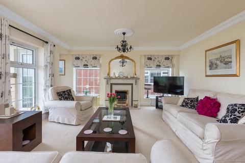 2 bedroom apartment for sale, Salters Court, Lytham St Annes, FY8