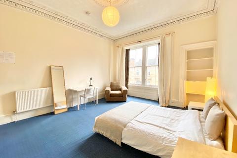 4 bedroom flat to rent, Rupert Street, Glasgow G4