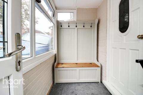 53 Grampian Way, Luton, LU3 3HB