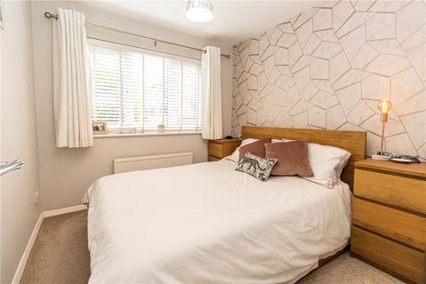 2 bedroom ground floor flat for sale, Dellfield, St. Albans, Hertfordshire