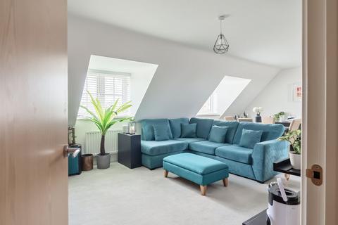 1 bedroom penthouse for sale, Ampthill Way, Faringdon, Oxfordshire, SN7