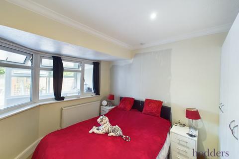 2 bedroom bungalow for sale, Bramley Close, Chertsey, Surrey, KT16