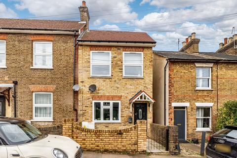 2 bedroom end of terrace house for sale, Park Road, Bushey, WD23