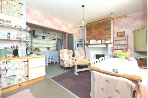 18 Cambridge Terrace, Otley, LS21 1JS
