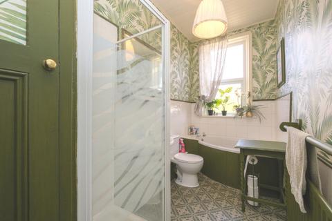 18 Cambridge Terrace, Otley, LS21 1JS