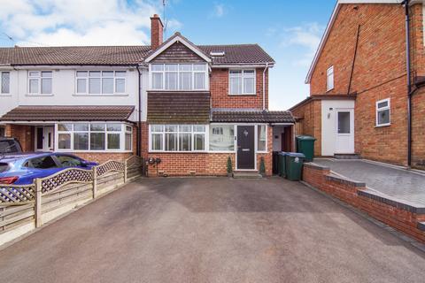 4 bedroom end of terrace house for sale, Stonebury Avenue, Coventry CV5