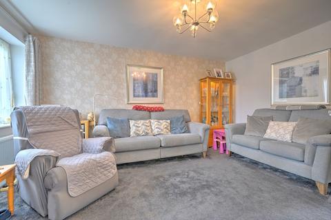 9 Magdalene Way, South Molton, EX36 4FH