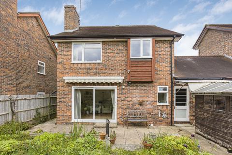 7 Maple Court, Goring, Reading, RG8 9BQ