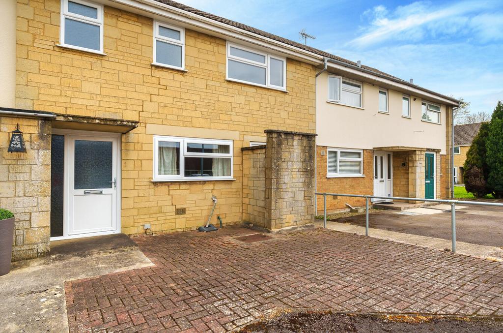 Countess Lilias Road, Cirencester... 3 bed terraced house for sale £