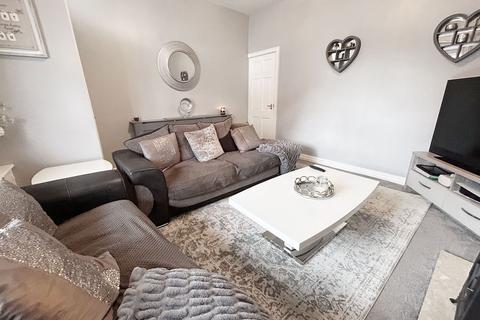 3 bedroom end of terrace house for sale, Whitledge Road, Ashton-in-Makerfield, Wigan, WN4 9XG