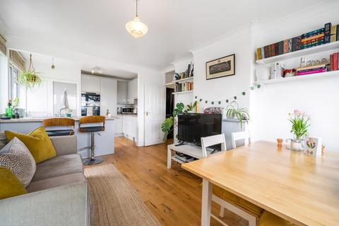 18 Windley Close, London, SE23 3YQ