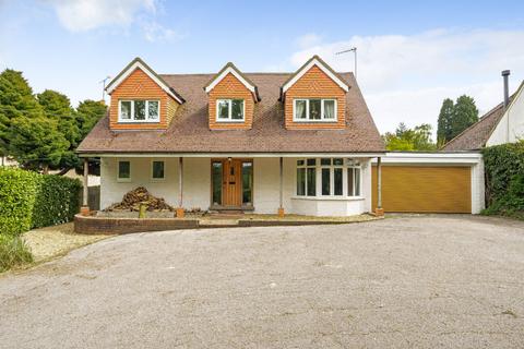 4 bedroom detached house for sale, Dorking Road, Horsham RH12