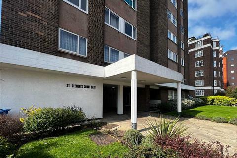 undefined, Broadway West, Leigh on Sea SS9