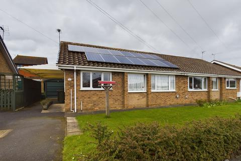 3 bedroom semi-detached bungalow for sale, Lincoln Drive, Scunthorpe DN15