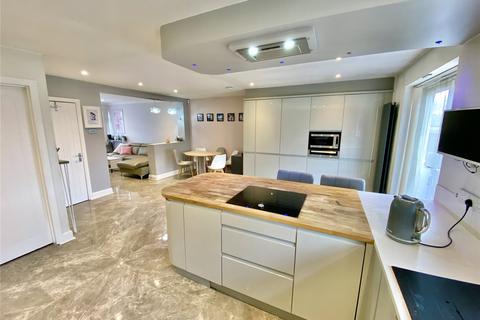 99 Ramillies Road, Sidcup, DA15 9JB