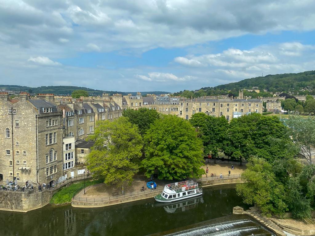 Views from the bedroom over Pulteney Weir