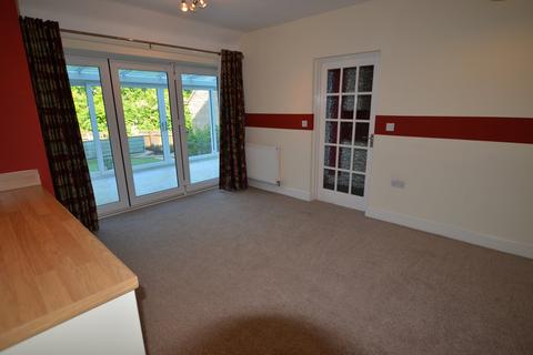 4 bedroom detached house to rent, Oak Lane, Kings Cliffe, Peterborough, PE8
