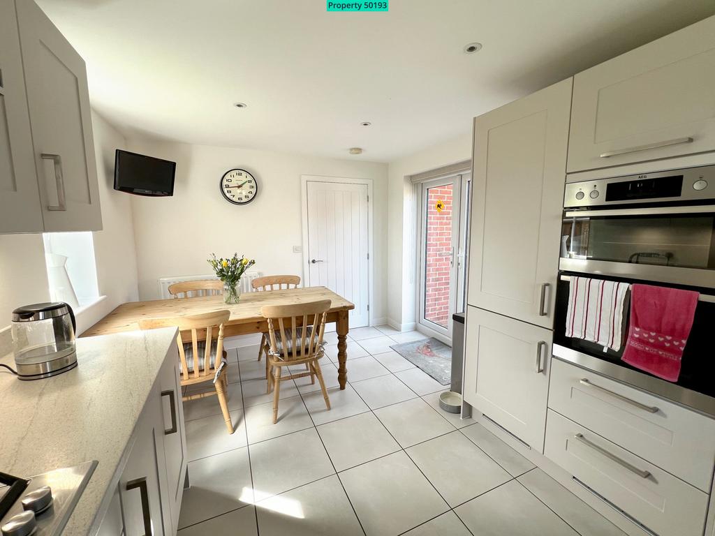 Kitchen 3