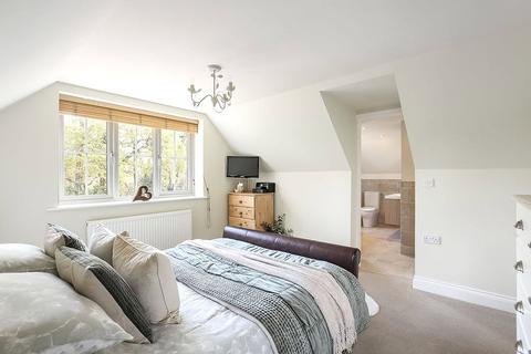 3 bedroom detached house for sale, Romsey Road, West Wellow, Romsey, Hampshire, SO51