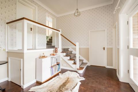 38 Court View, Wick, Bristol, BS30 5QP
