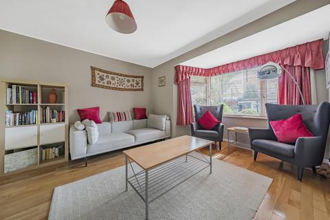 40 Springfield Gardens, Bromley, BR1 2LZ
