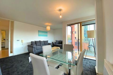 2 bedroom flat to rent, Melia House, Lord Street, Manchester, M4 4AX