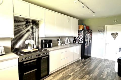 54 Devon Way, Chessington, KT9 2RJ