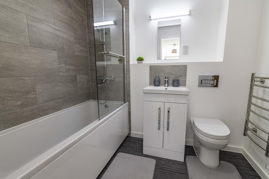 Bathroom 2