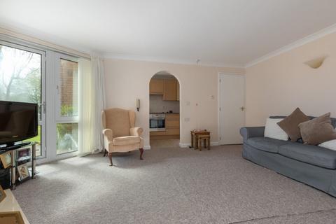 1 bedroom retirement property for sale, Homeshaw House, Broomhill Gardens, Newton Mearns