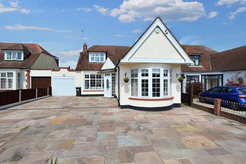 3 bedroom chalet for sale, Southchurch Boulevard, Southend-On-Sea, SS2
