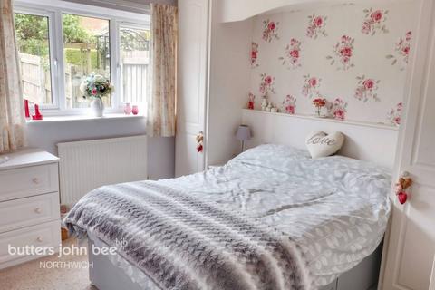 2 bedroom semi-detached bungalow for sale, Harrow Way, Northwich