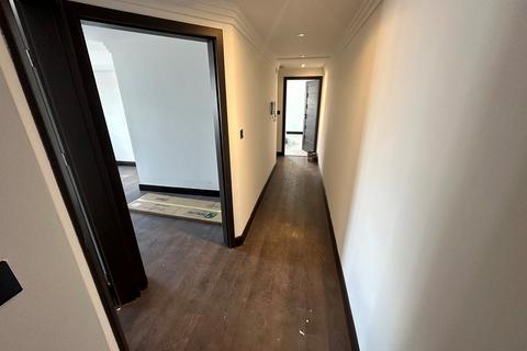 2 bedroom apartment to rent, High Street, Edgware, HA8