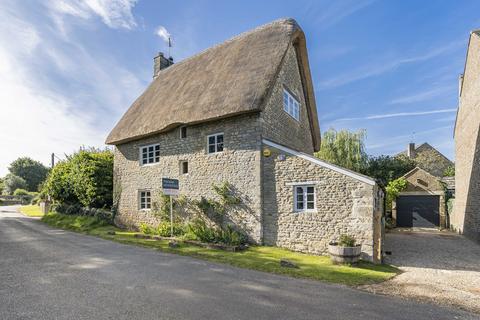 3 bedroom detached house for sale, Somerton Road, Ardley, OX27