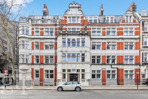 undefined, Bedford Court Mansions, Bloomsbury, WC1B