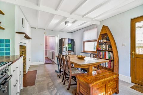 56 Maple Road, London, SE20 8HE