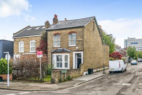 56 Maple Road, London, SE20 8HE