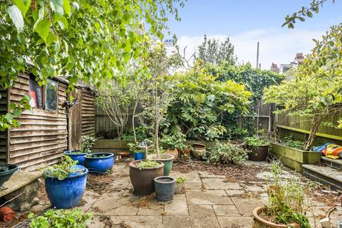 56 Maple Road, London, SE20 8HE