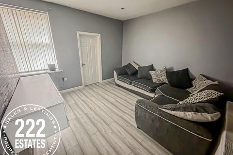 3 bedroom terraced house to rent, Longford Street, Warrington WA2