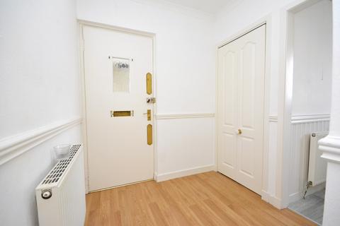 1 bedroom flat for sale, Wallacestone Brae, Reddingmuirhead, Falkirk, Stirlingshire, FK2 0DQ