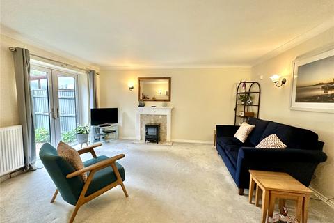 38 Bramble Walk, Lymington, SO41 9LW